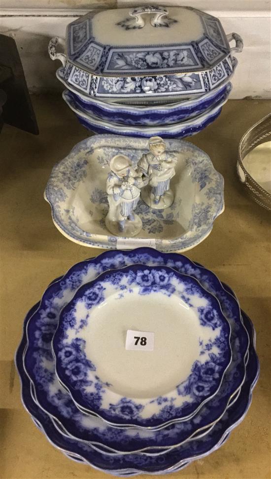 Collection Flo Blue plates etc